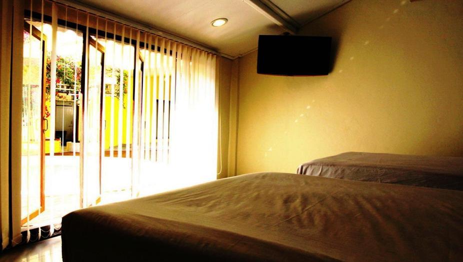 צ'יאנג מאי Smile House Guesthouse חדר תמונה